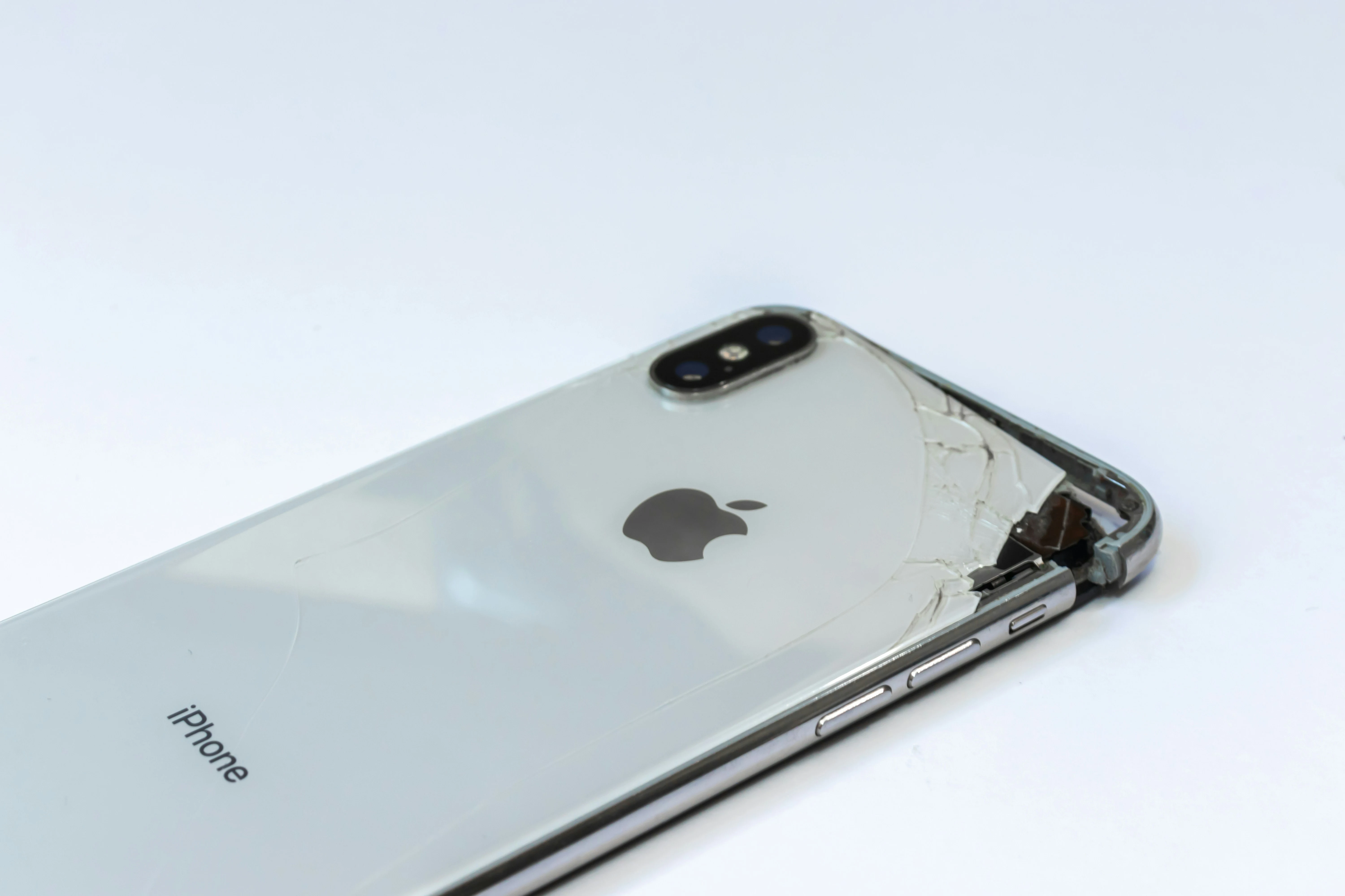 How to Sell a Broken or Damaged Phone for Cash in India